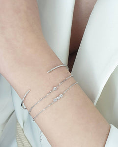 “SOL” Bracelet with Natural Diamond