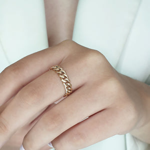 Chain ring In Solid Gold