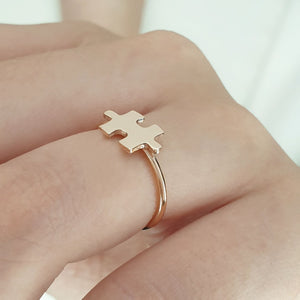 Gold Puzzle Ring