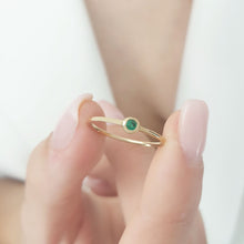 Load image into Gallery viewer, Gold Ring With Emerald
