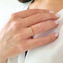 Load image into Gallery viewer, Yellow diamonds and emerald gemstones ring in solid gold
