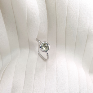 Green Amethyst solitaire ring in solid gold