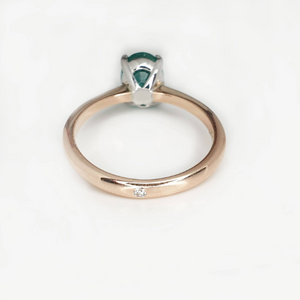 Solitaire Oval Emerald Ring
