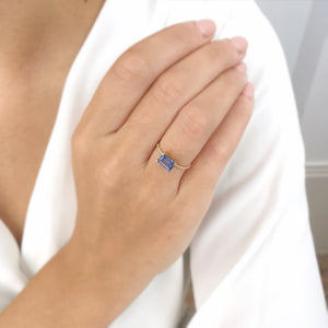 Sapphire solitaire ring in solid gold