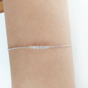 Diamond bracelet in solid gold