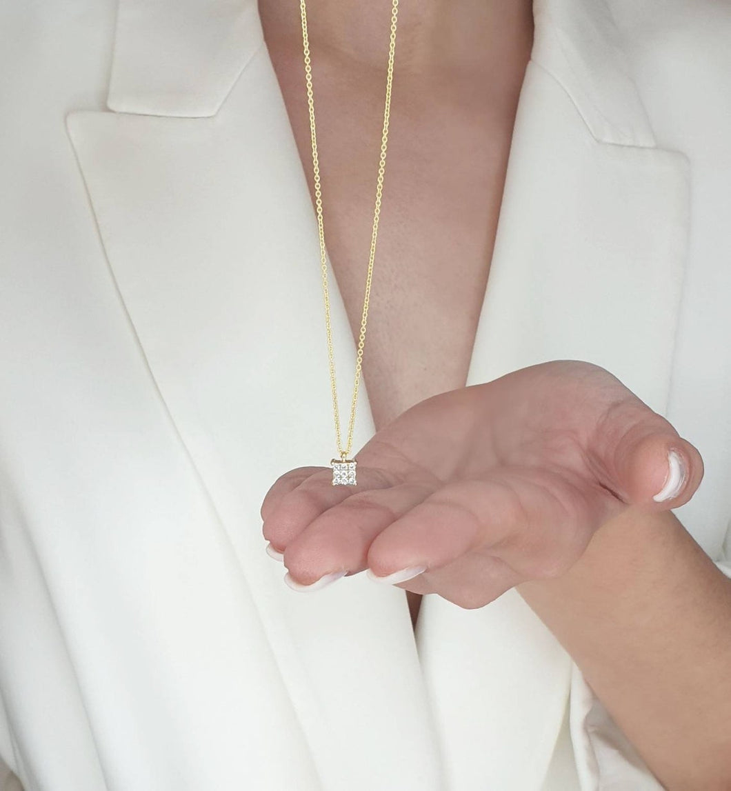 Necklace With Diamonds In A Square