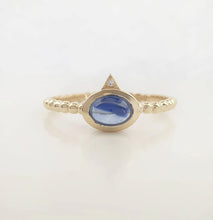 Load image into Gallery viewer, Gold Sapphire Ring
