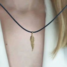 Load image into Gallery viewer, Gold Feather Necklace
