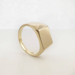 Large square signet Ring