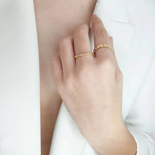 Load image into Gallery viewer, 14K Yellow Gold Ball Ring
