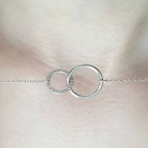 Interlocking Circle Diamonds Necklace