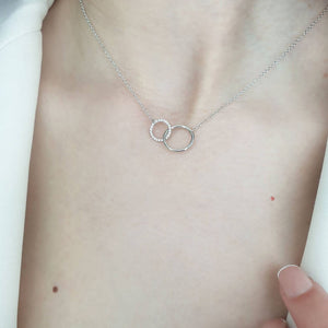 Interlocking Circle Diamonds Necklace