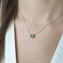 Load image into Gallery viewer, Emerald Necklace With Diamond
