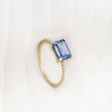 Load image into Gallery viewer, Sapphire solitaire ring in solid gold
