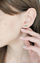 Load image into Gallery viewer, Gold marquise earrings emerald
