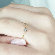 Load image into Gallery viewer, Gold Chain Ring With Diamond
