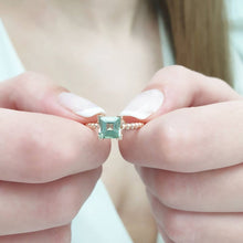 Load image into Gallery viewer, Green Tourmaline Gold Ring
